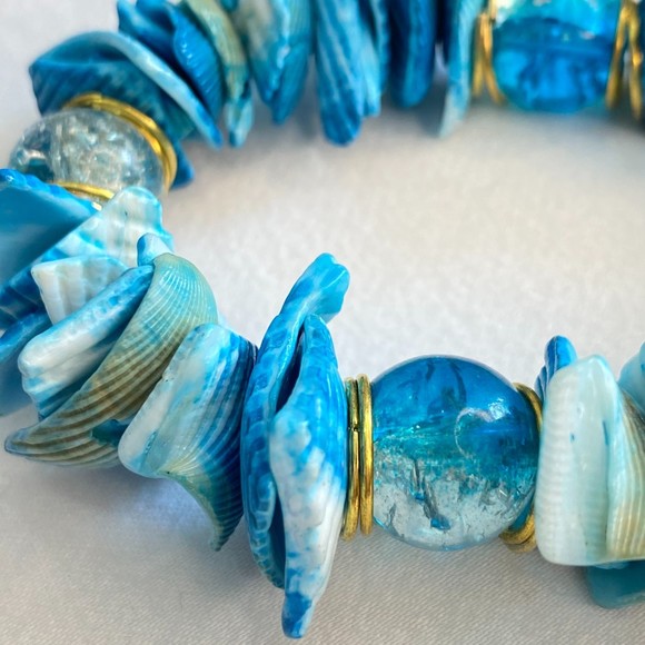 Stretch Bracelet Ocean Blues Faux Sea Shell Beads - Picture 5 of 8